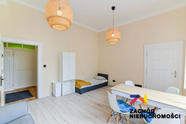Lokal użytkowy 117m2 w budynku przy Szpitalu